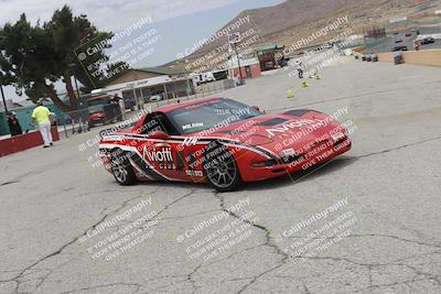 media/Jun-01-2025-CalClub SCCA (Sun) [[eae223c5dd]]/Around pit/